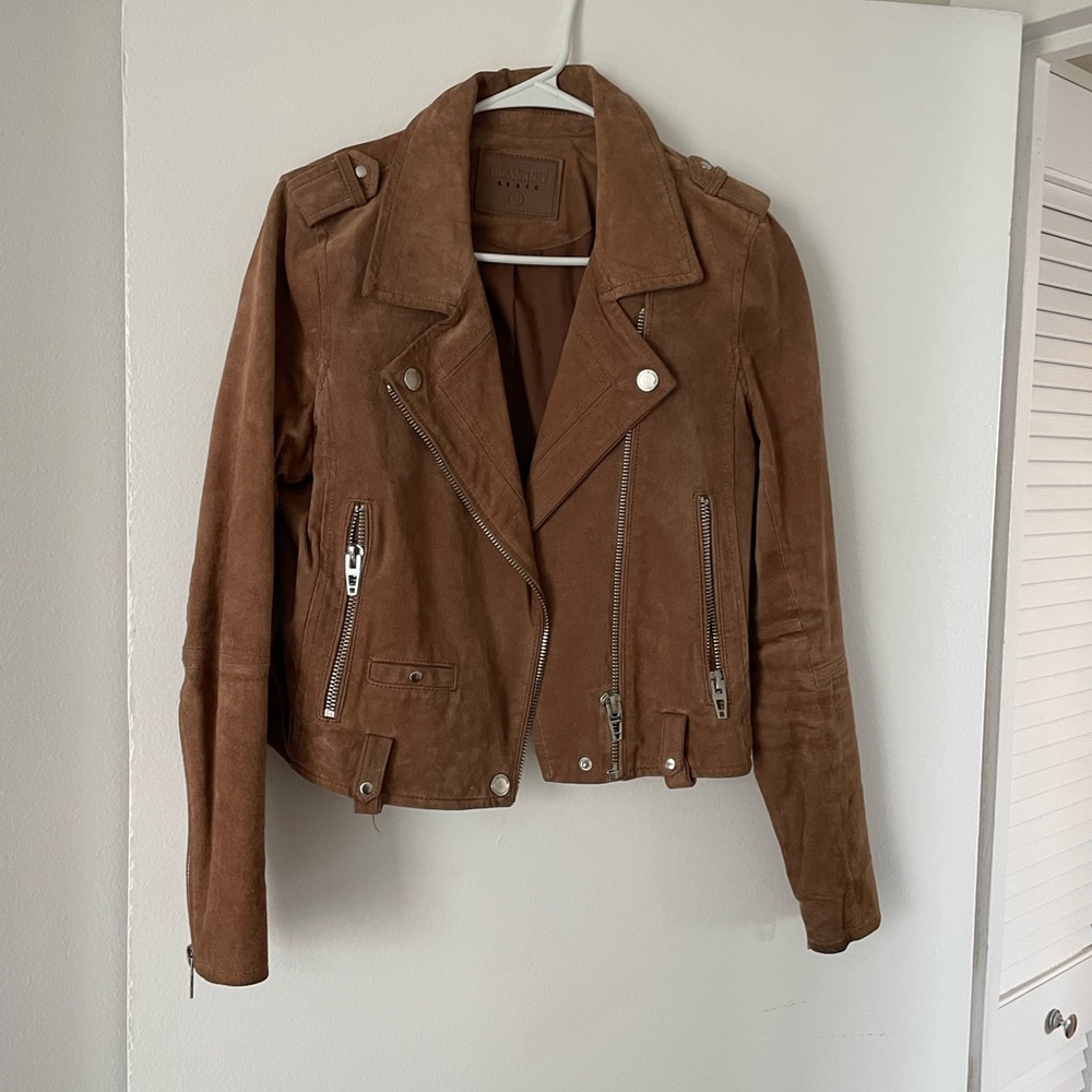 Blank NYC: faux suede Moro jacket in tan. Size: M (missing belt)